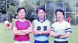 中国足球队主教练