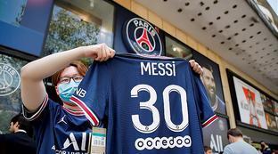 巴黎签梅西花了多少钱