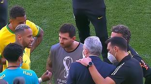 巴西阿根廷比赛中断视频