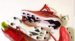 adidasx足球鞋
