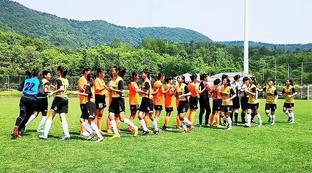 武汉青少年足球俱乐部